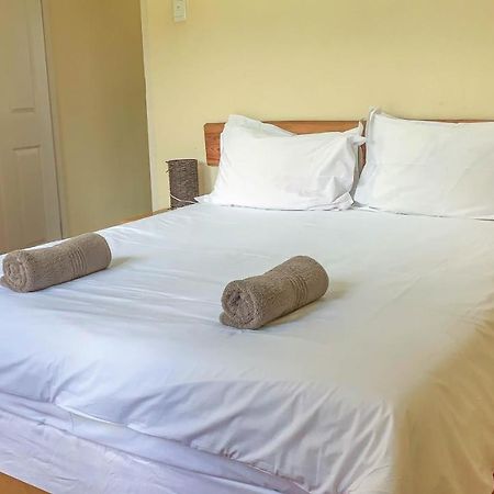 Wits End Mountain Resort Champagne Valley Bagian luar foto