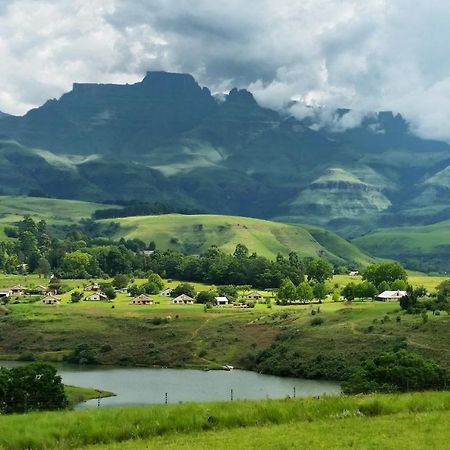 Wits End Mountain Resort Champagne Valley Bagian luar foto