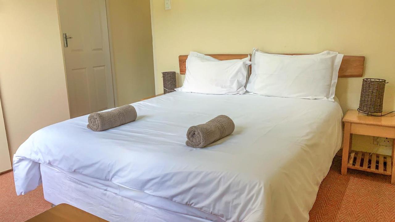 Wits End Mountain Resort Champagne Valley Bagian luar foto