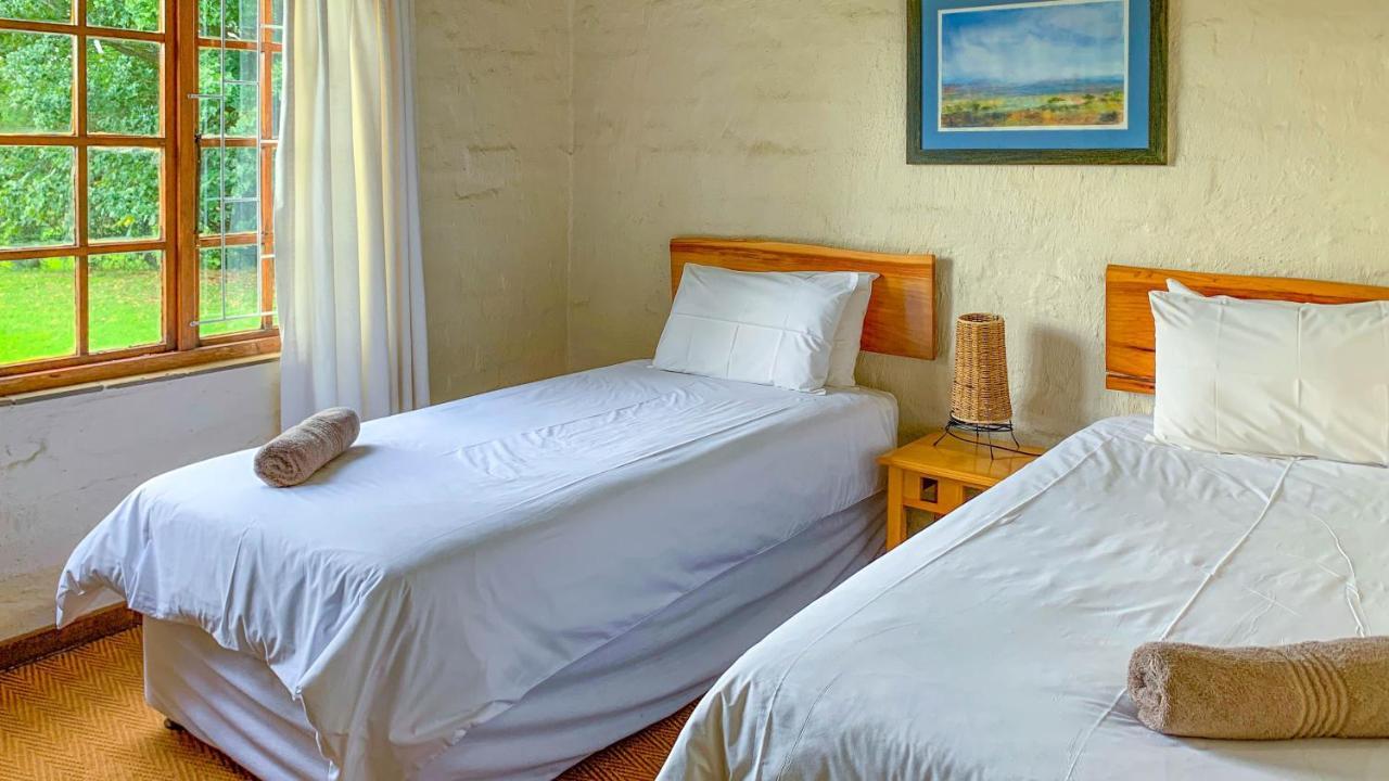 Wits End Mountain Resort Champagne Valley Bagian luar foto