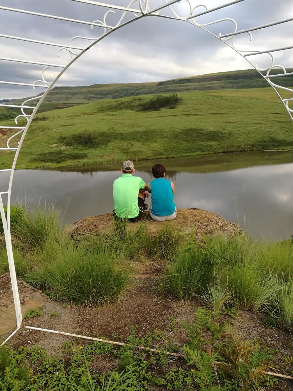 Wits End Mountain Resort Champagne Valley Bagian luar foto