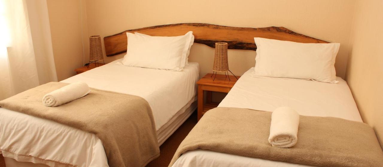Wits End Mountain Resort Champagne Valley Bagian luar foto